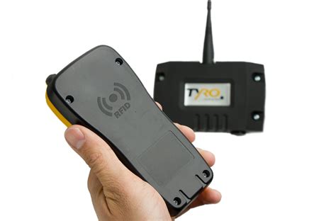 rfid reader from distance|how far can rfid be.